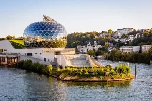 Distribution de flyers à Boulogne-Billancourt